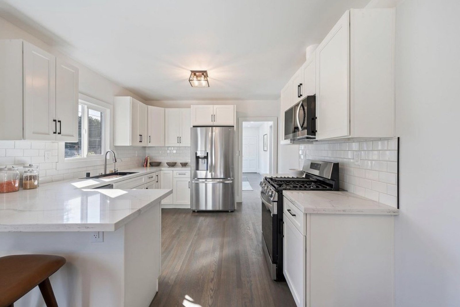 Bright short term rental kitchen prepared for the next guest